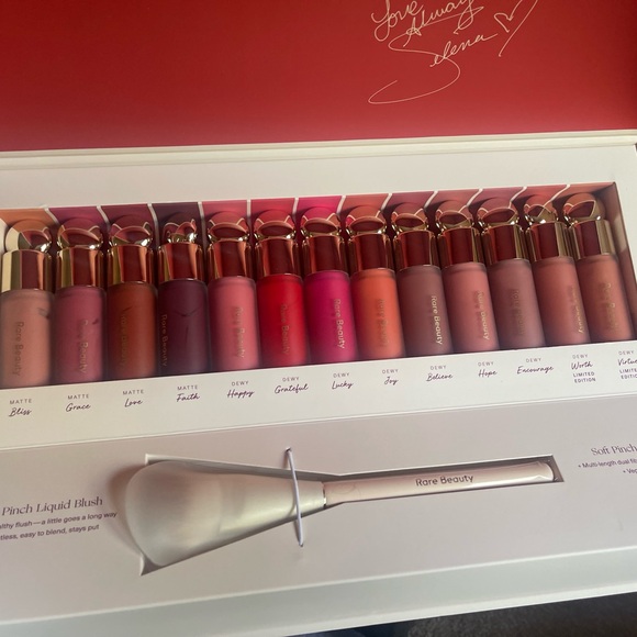 LIMITED EDITION Rare Beauty Blush Vault, includes a blush brush. - Picture 6 of 7